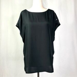 Vince 100% silk blouse button shoulders split hem black XS